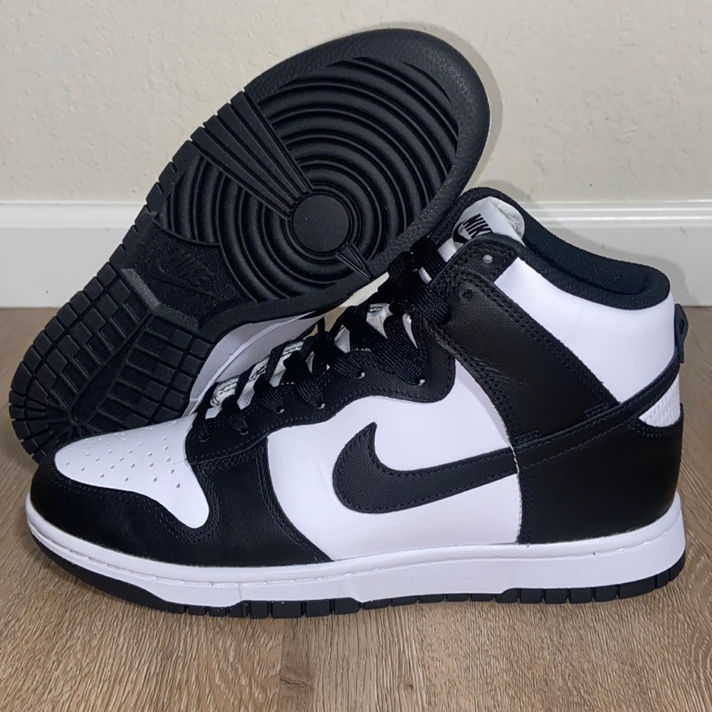 Nike Dunk Panda Black & White